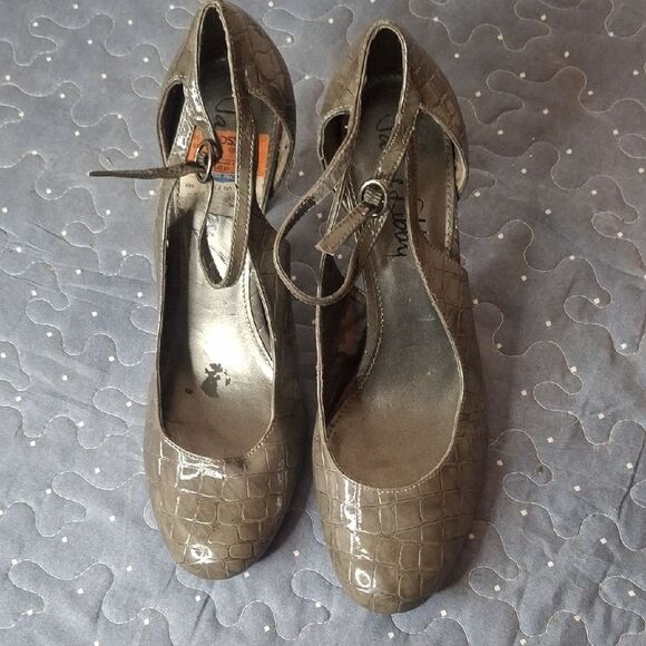 Sam & Libby Elegant Gray Women's Heels size 9 - Picture 2 of 10